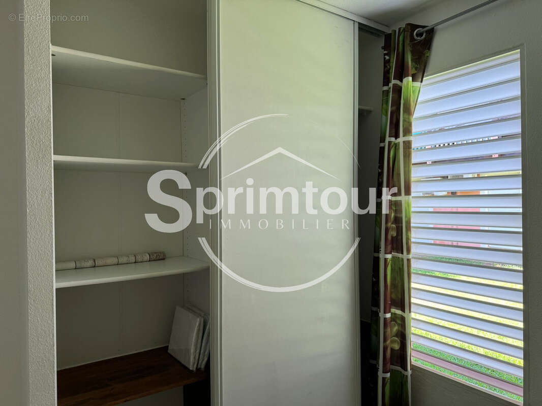 Appartement à PETIT-BOURG