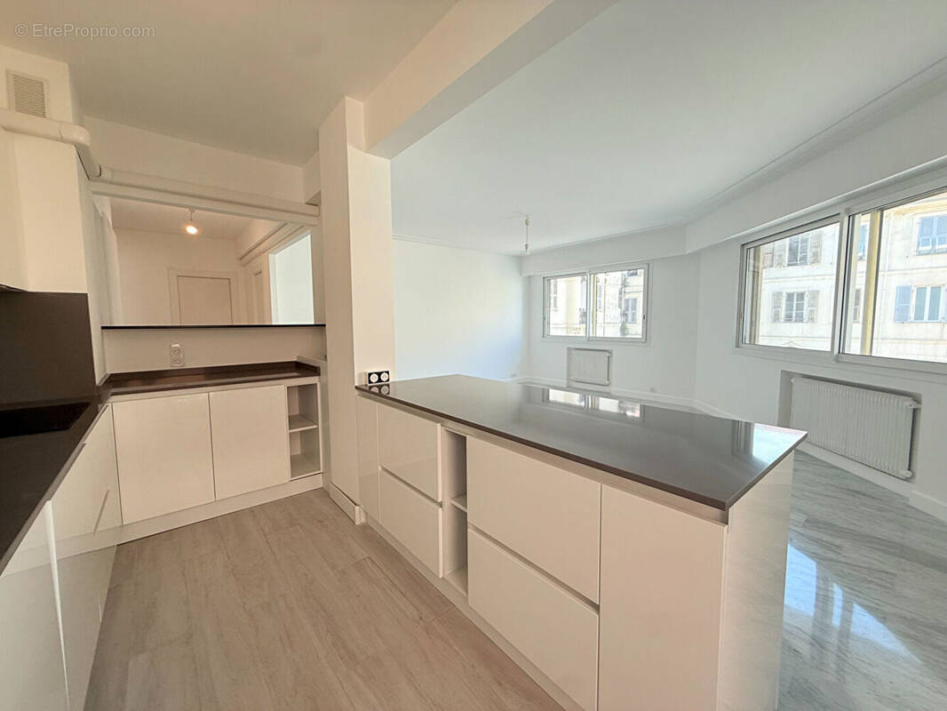 Appartement à MENTON