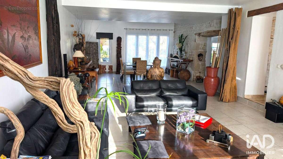 Photo 3 - Maison à VOUHE