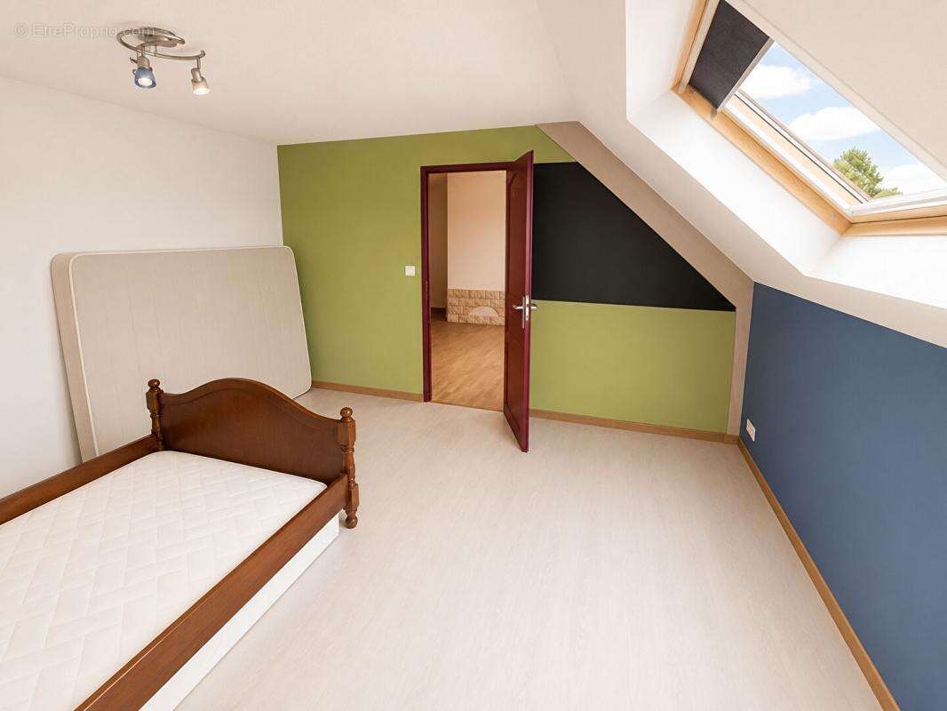 Maison Frahier Et Chatebier 6 pièce(s) 156 m2 - terrain 26 ares - photo 15