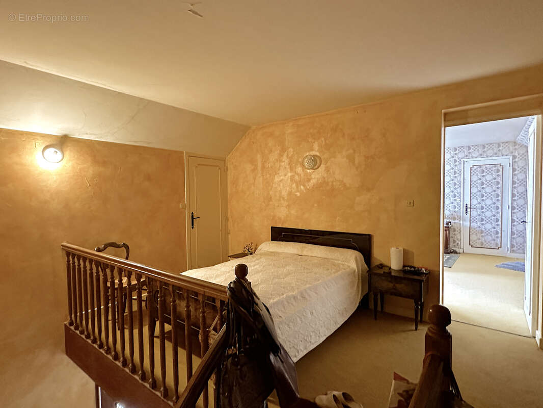 Maison à CHATELLERAULT