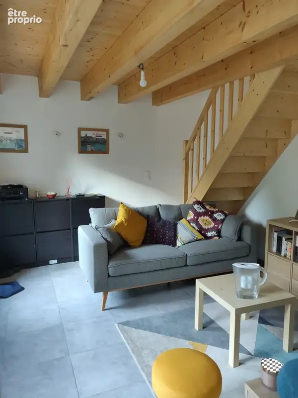 NIORT - Ensemble immobilier loué + Une maison et un appartement T2 + garage - photo 2