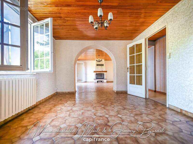 Maison à vendre 4 pièces SERMOYER (01) - photo 10