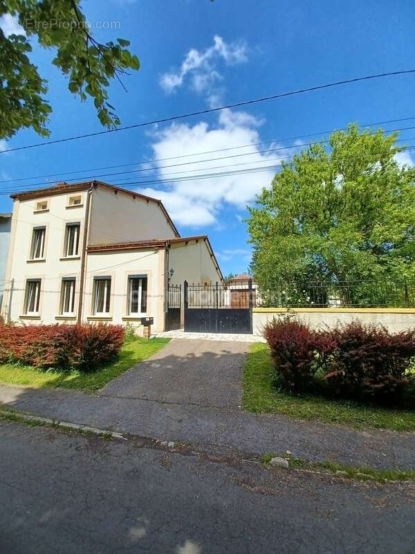 Maison à CONSENVOYE