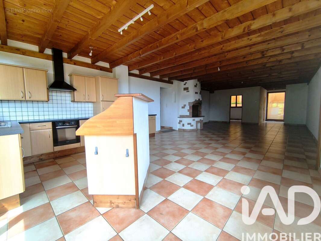 Appartement 130 m² à Reichsfeld  - photo 5