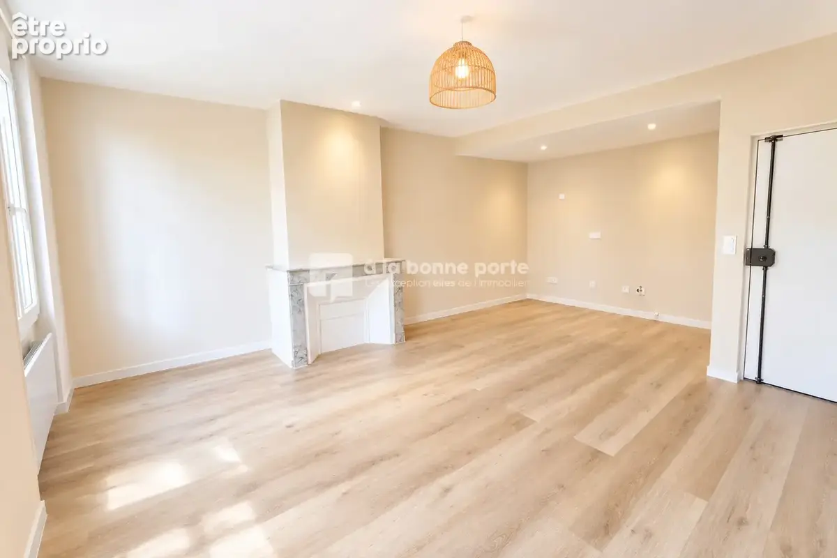 Appartement à MARSEILLE-6E