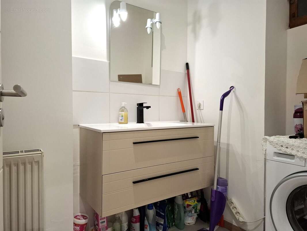 Appartement à AIX-LES-BAINS