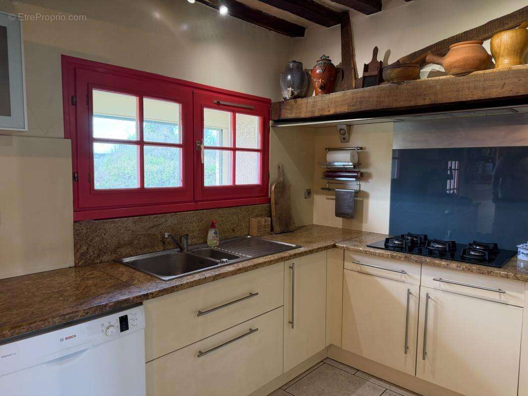 Maison 267 m² à Crux-La-Ville  - photo 11