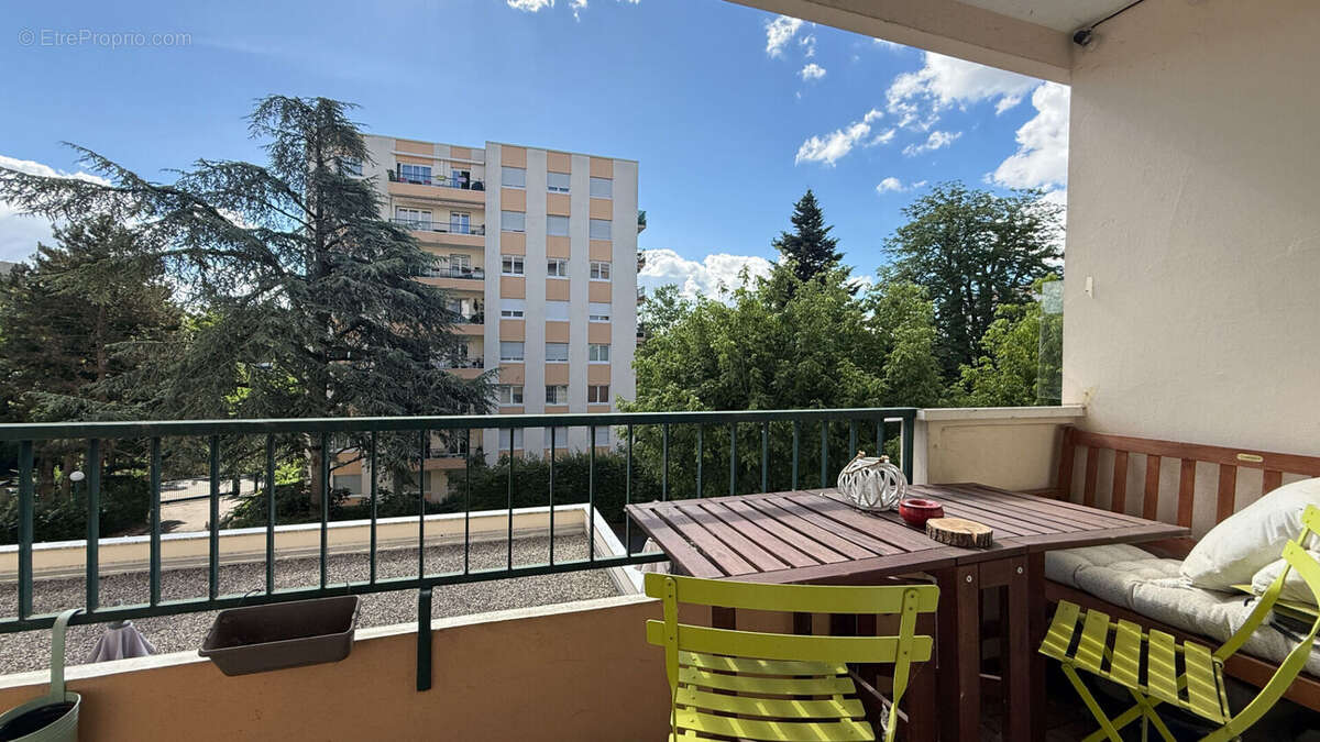 Appartement La Mulatiere 4 pièce - photo 10