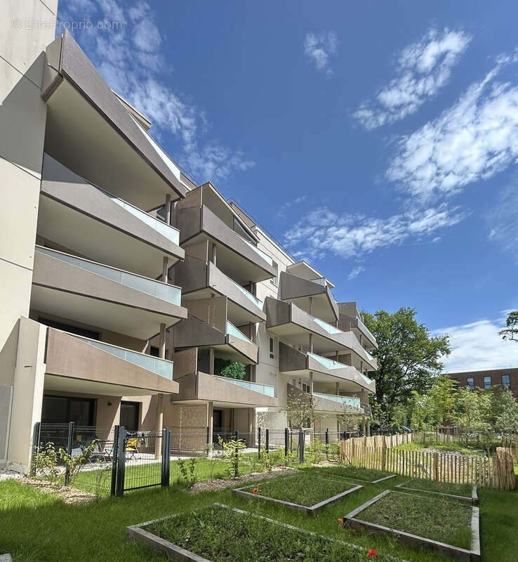 Appartement à MEYLAN