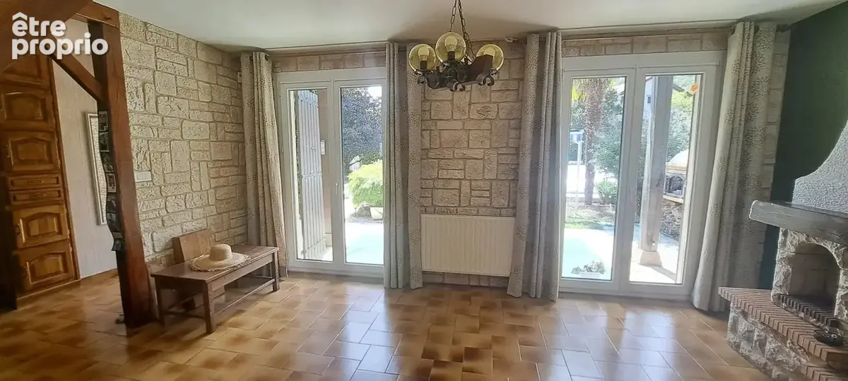 Villa avec piscine sur 1200 m2 de terrain - photo 2