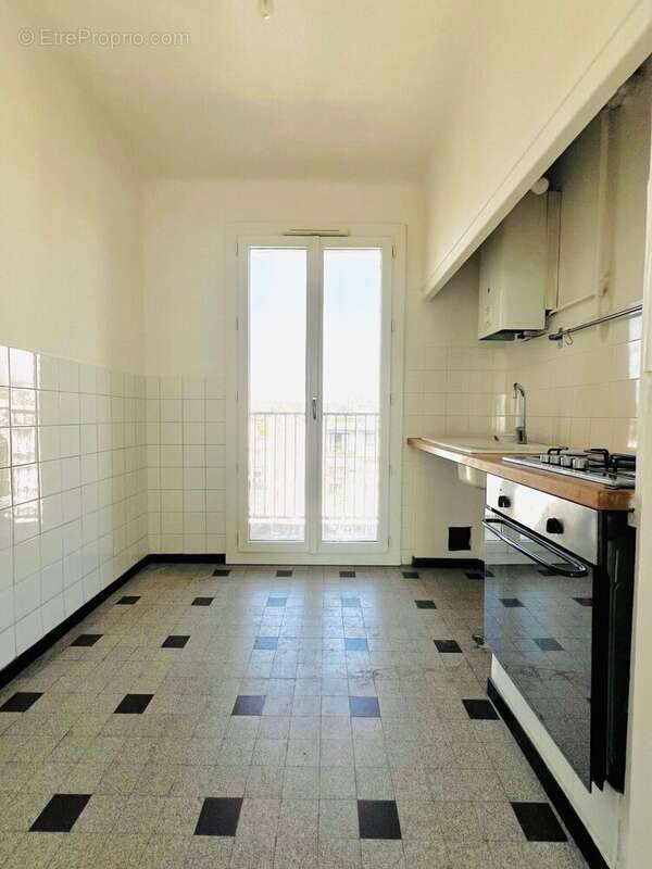 Photo 6 - Appartement à MARSEILLE-15E