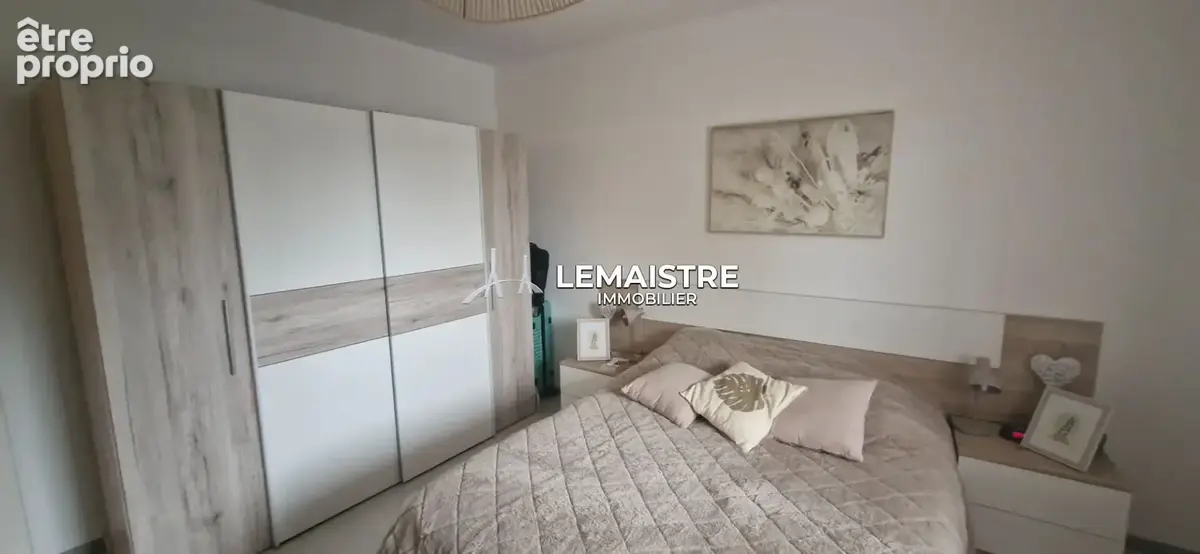 Appartement à vendre - Yvetot - 70,80 m² - 2 chambres - Résidence sécurisée et parking - photo 5