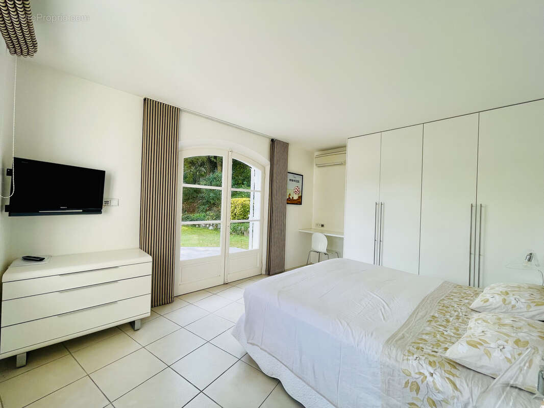 Maison à MOUGINS