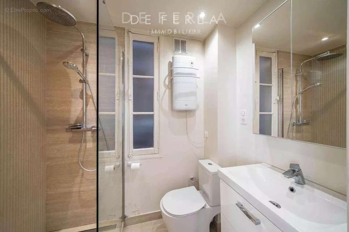 Appartement à PARIS-7E