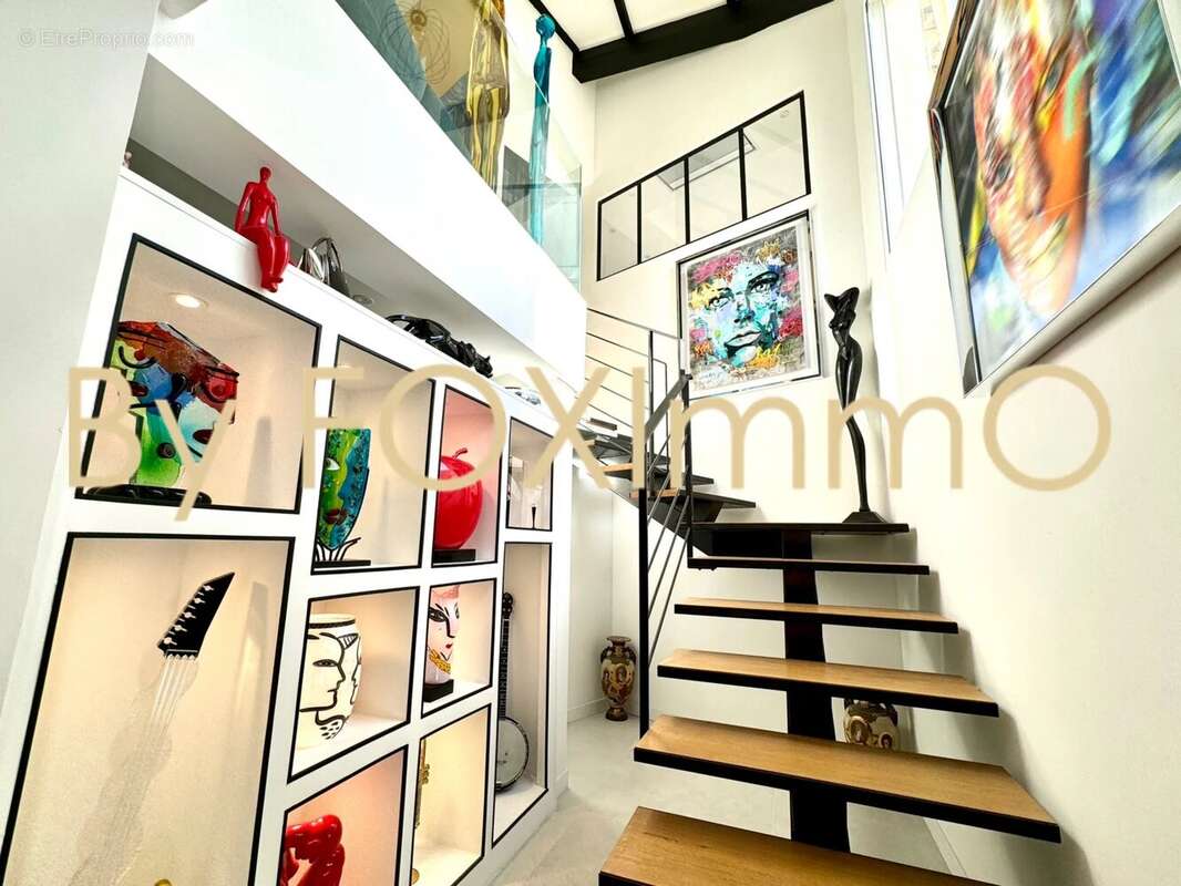 Maison à SAINT-LAURENT-DU-VAR