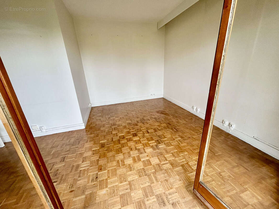 Appartement à NOGENT-SUR-MARNE