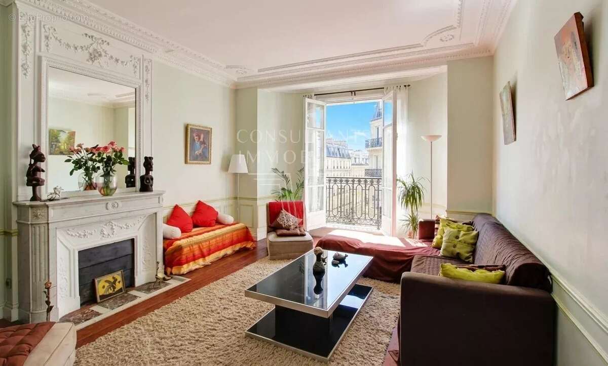 Appartement à PARIS-7E