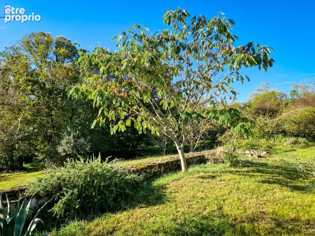 Belle maison de caractere en pierres avec 3,5ha et lac - photo 33