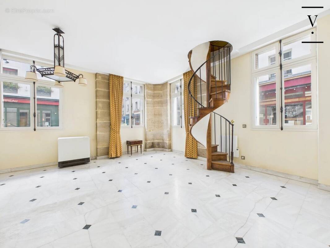 Commerce à PARIS-3E