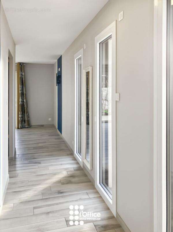 Maison d'architecte Les Sables D Olonne 6 pièce(s) 200 m2 - photo 10