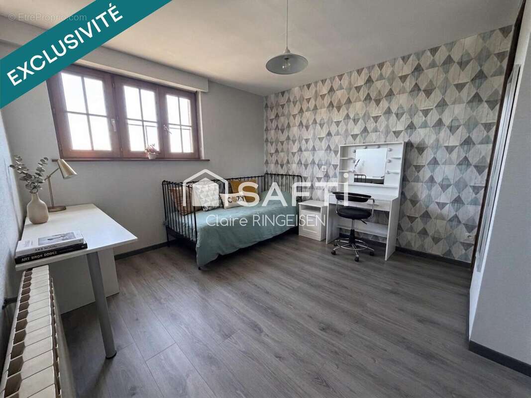 Maison 157 m² à Le Val-De-Gueblange  - photo 6