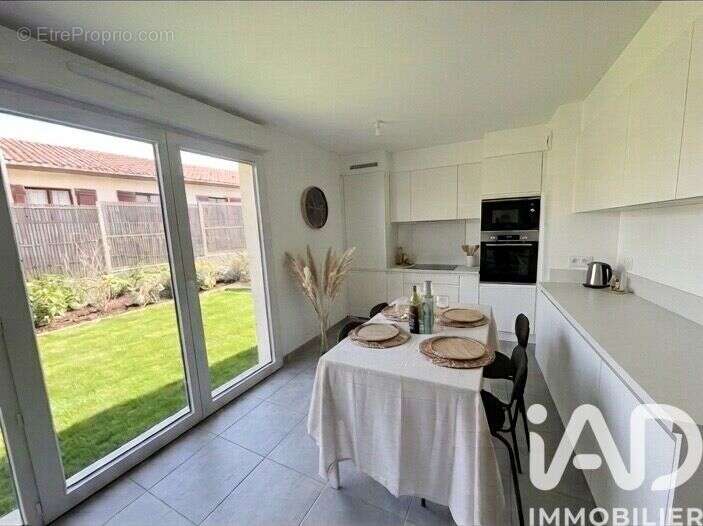 Maison 67 m² à Bassens  - photo 5