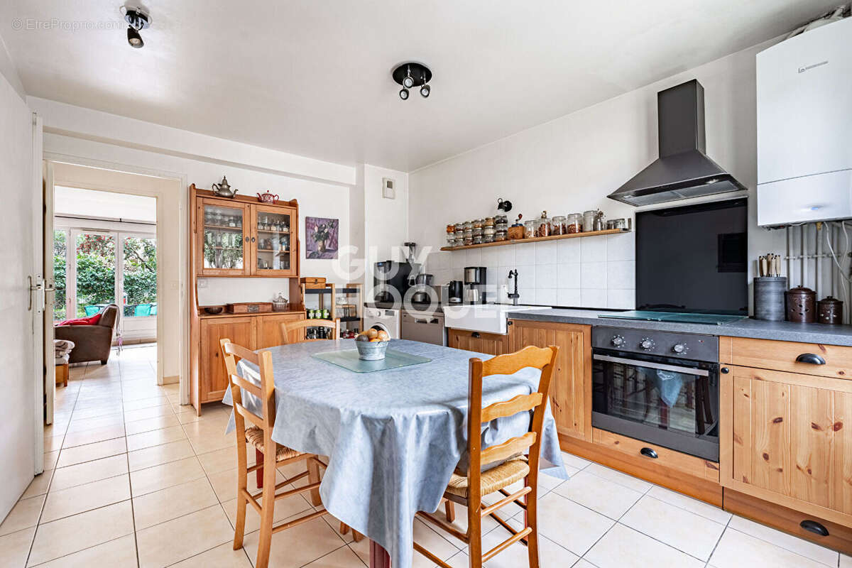 Maison à GENNEVILLIERS