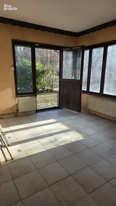 Appartement t3 - 67m2 avec jardin -218m2 - photo 3