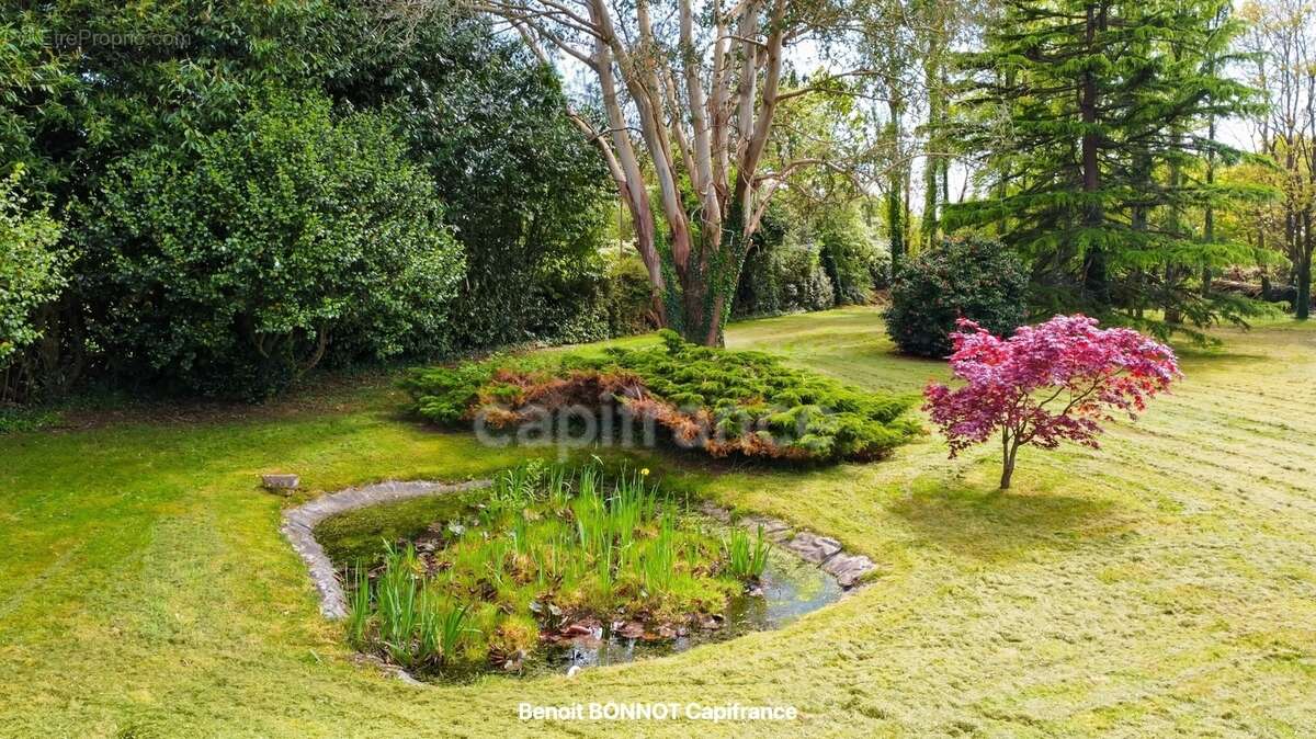Concarneau – propriété de caractère sur plus d'un hectare avec dépendance de 134 m² - photo 2