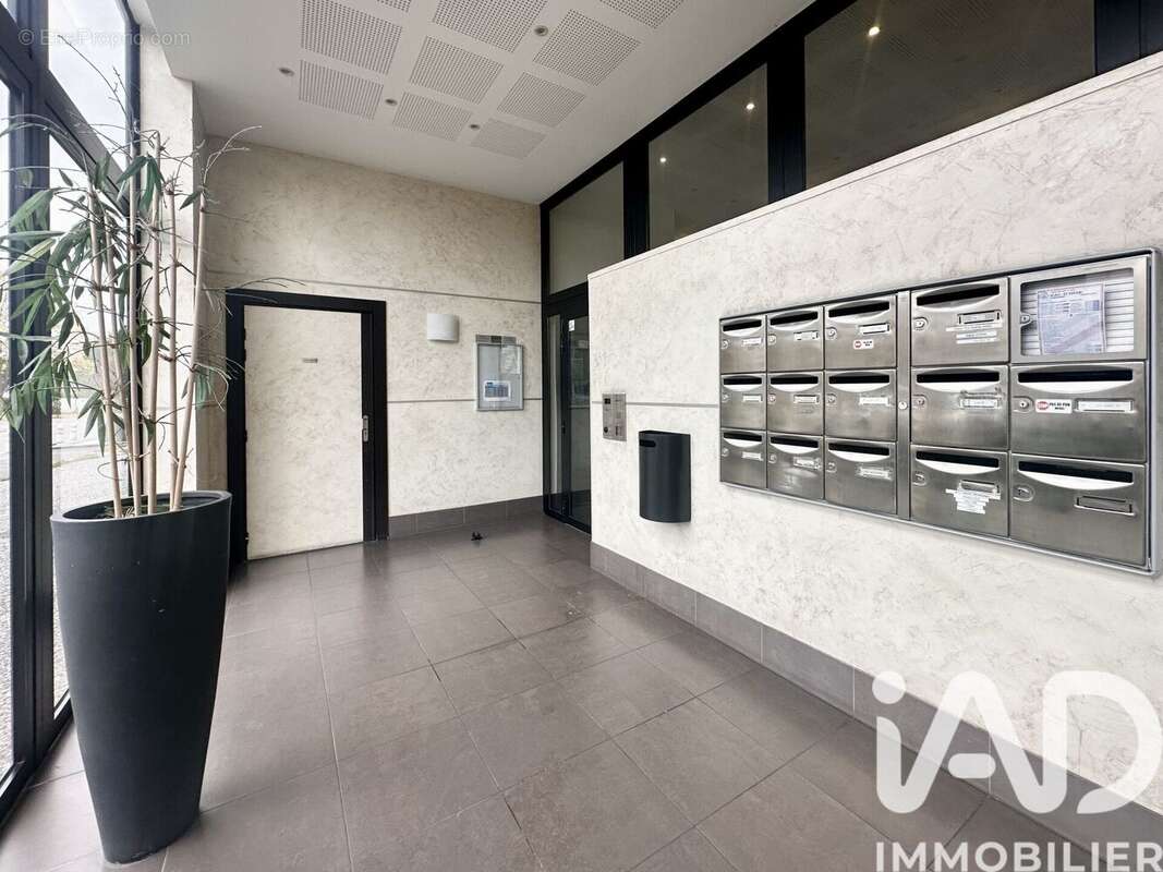 Photo 2 - Appartement à CERGY