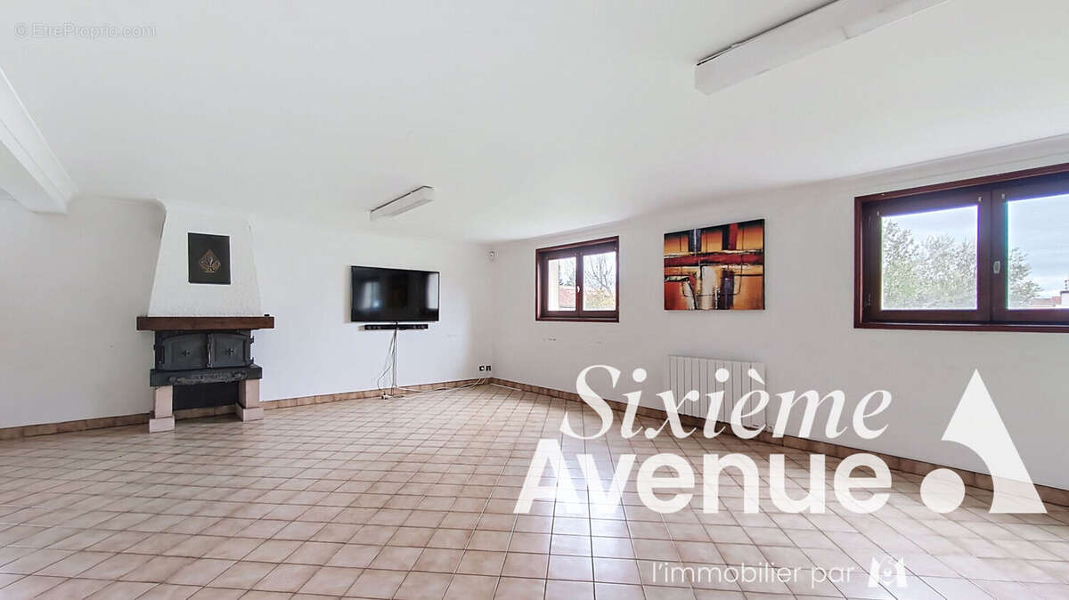 Maison à SAINT-PRIEST