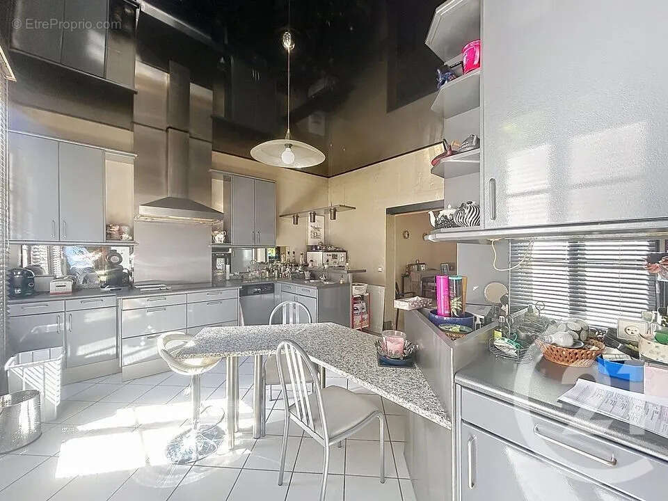 Maison 238 m² à Livry-Sur-Seine  - photo 13