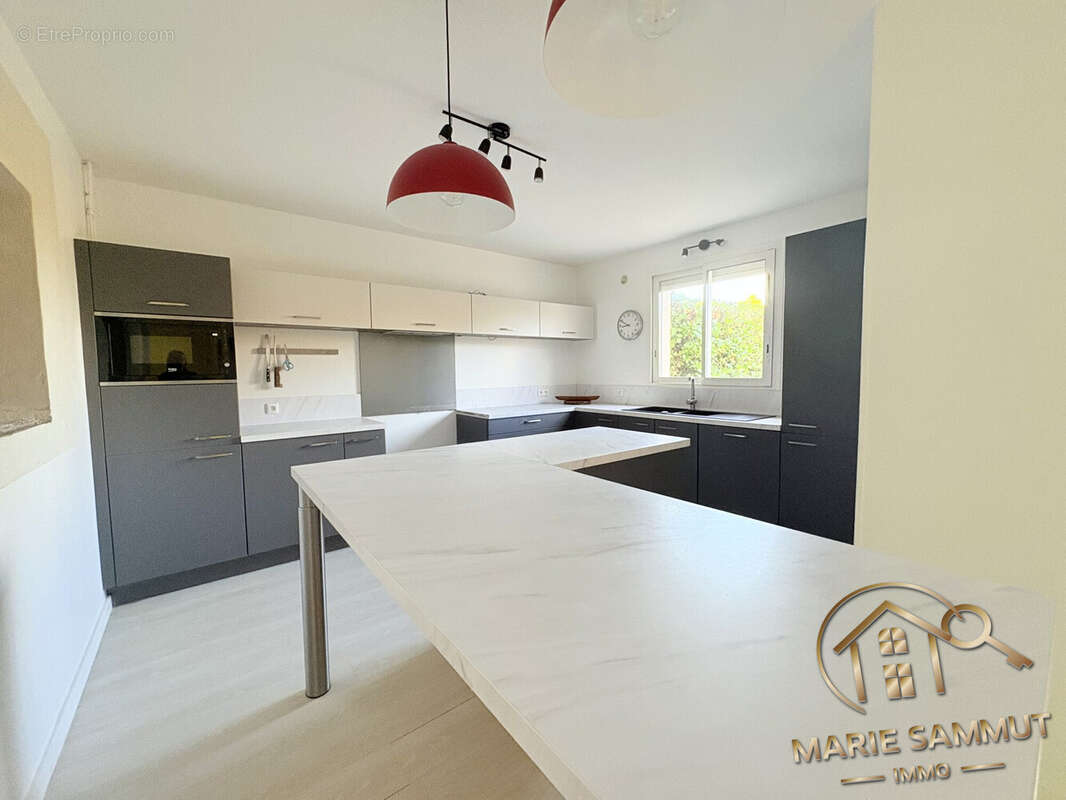 Maison à SAINT-GEORGES-D'ORQUES