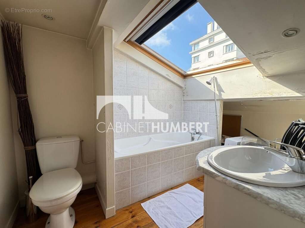 Appartement à SAINT-ETIENNE