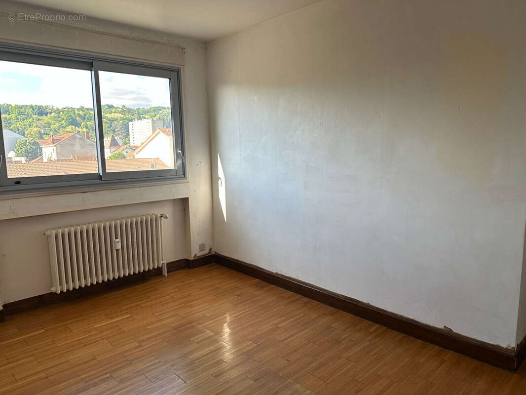 Appartement à BOURGOIN-JALLIEU