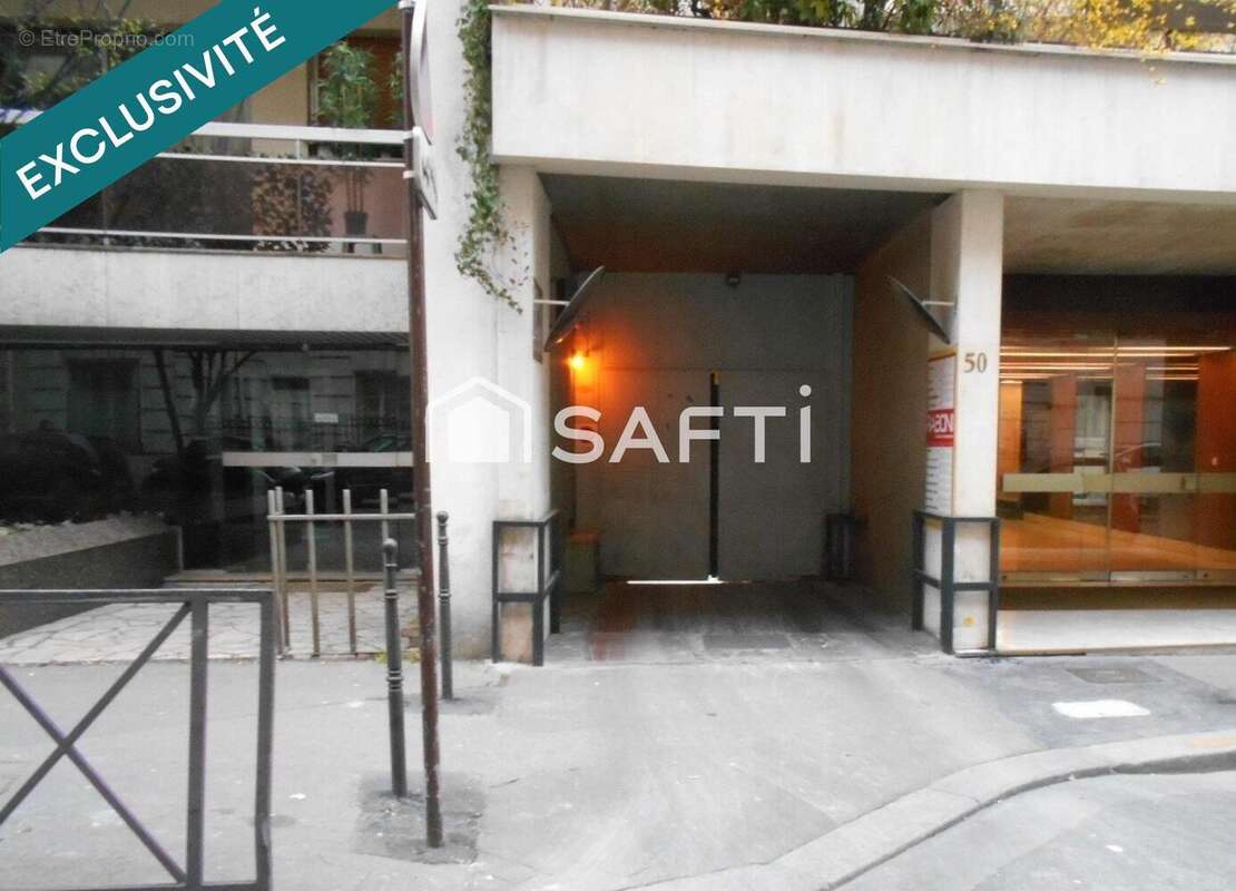 Photo 3 - Parking à PARIS-16E