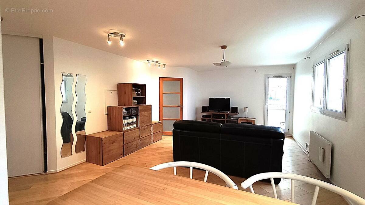 Appartement à ELANCOURT