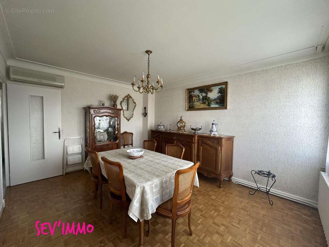 Maison à SAINT-GERMAIN-DES-FOSSES