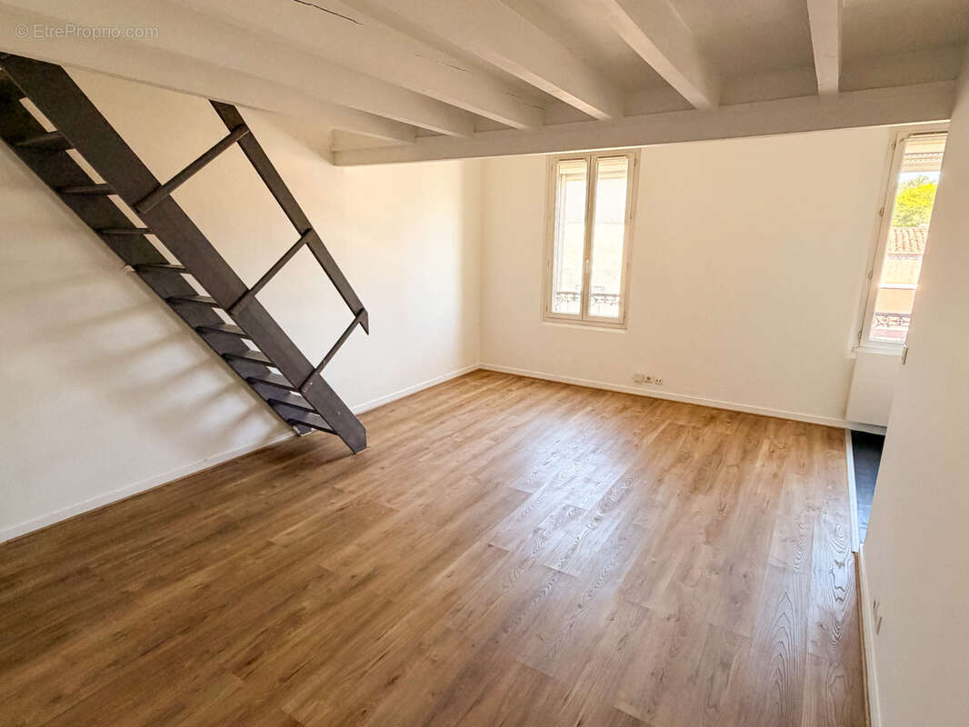 Duplex T2 de 42 m2   Dernier étage   Charme de l'ancien   Fort potentiel - photo 4