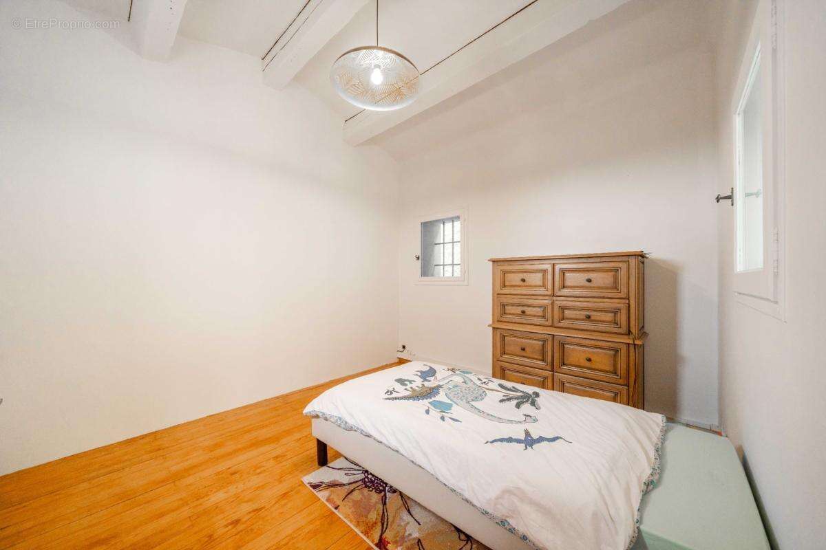 Maison 265 m² à Le Bar-Sur-Loup  - photo 20