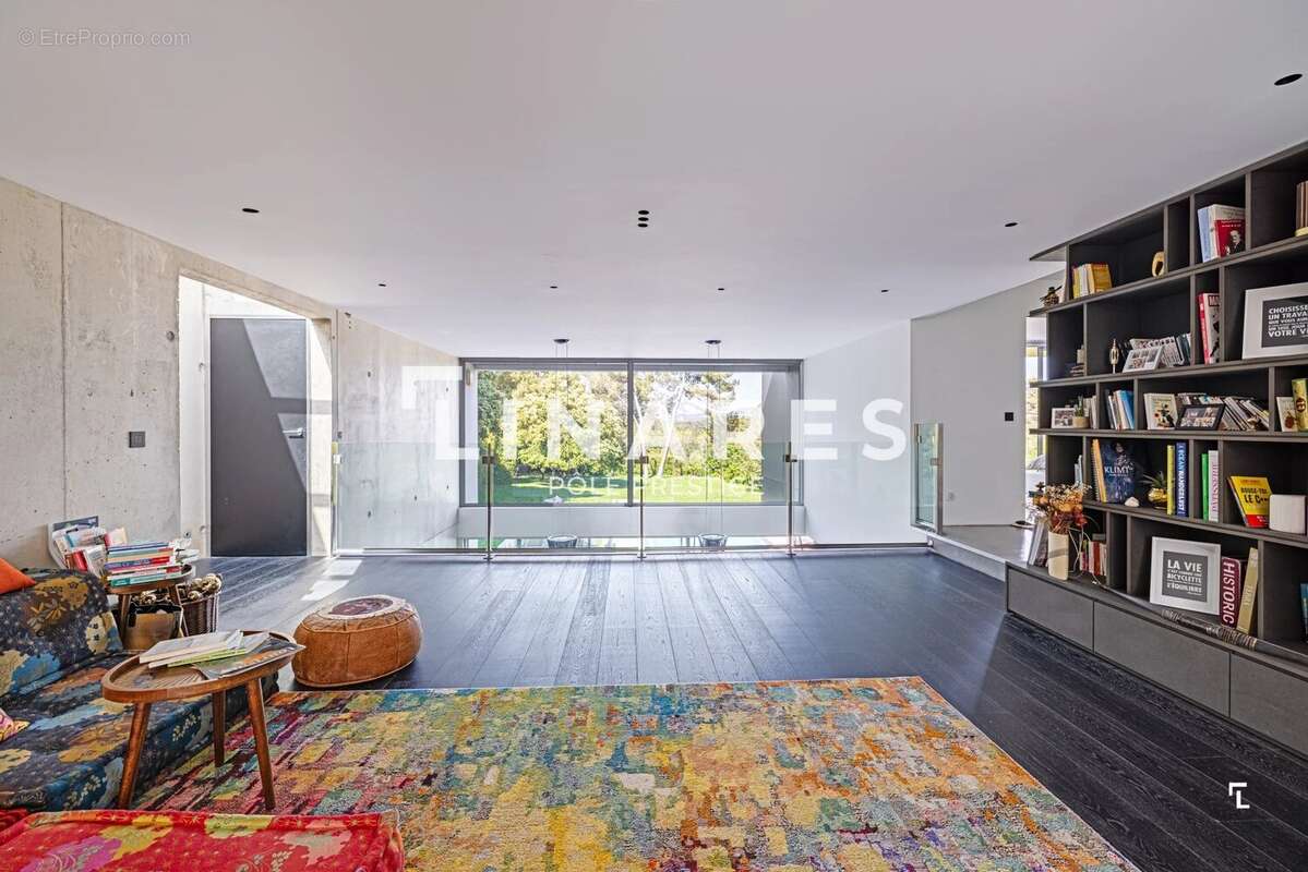 LA CONTEMPORAINE - Villa d’architecte de 529m2  - Vue Sainte-Victoire et prestations d’exception - 13100 - photo 24