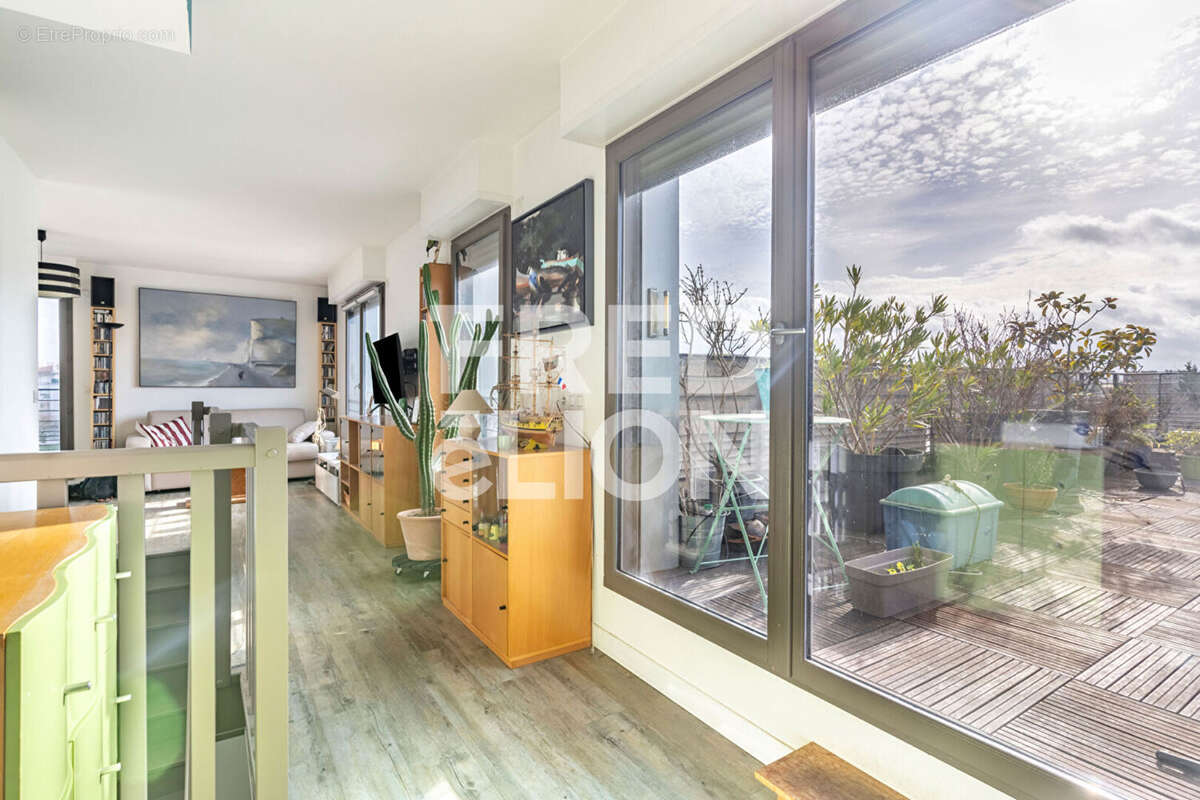 Appartement à NANTERRE