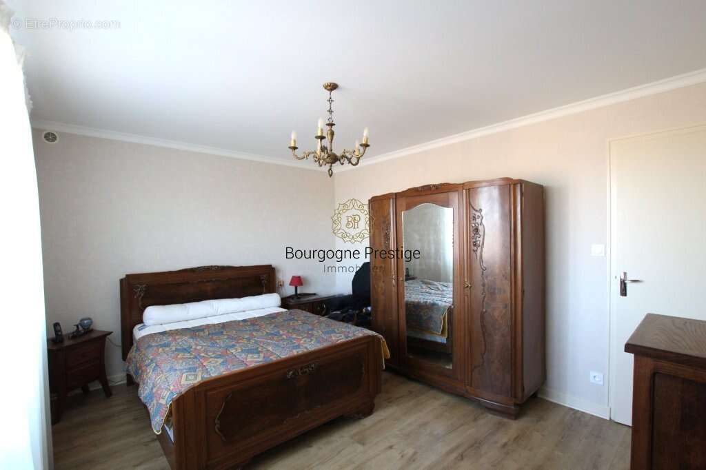 Maison à PONT-DE-VAUX