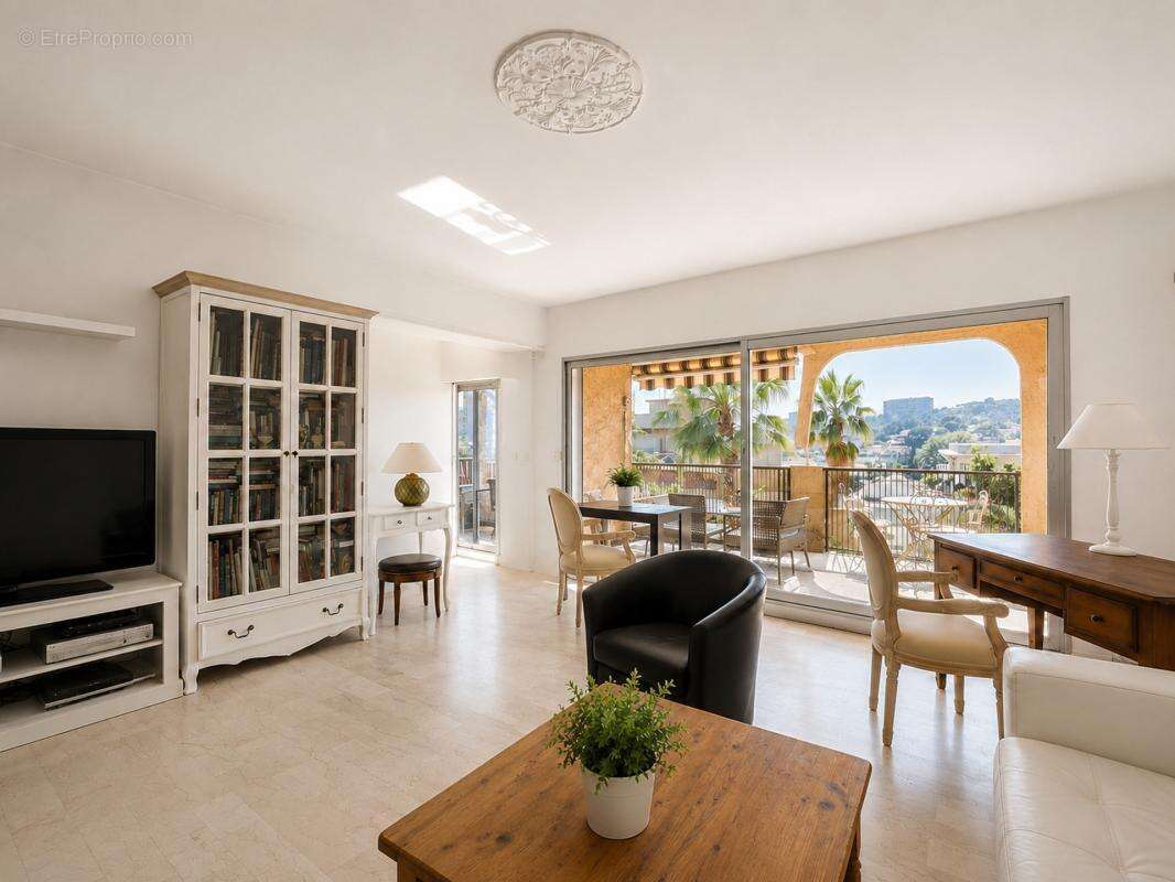 Appartement à CAGNES-SUR-MER