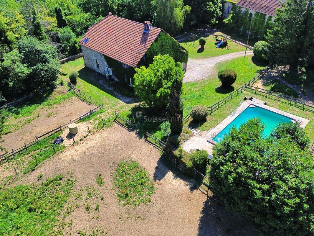 Maison de caractère avec piscine aux portes de Besançon - photo 2