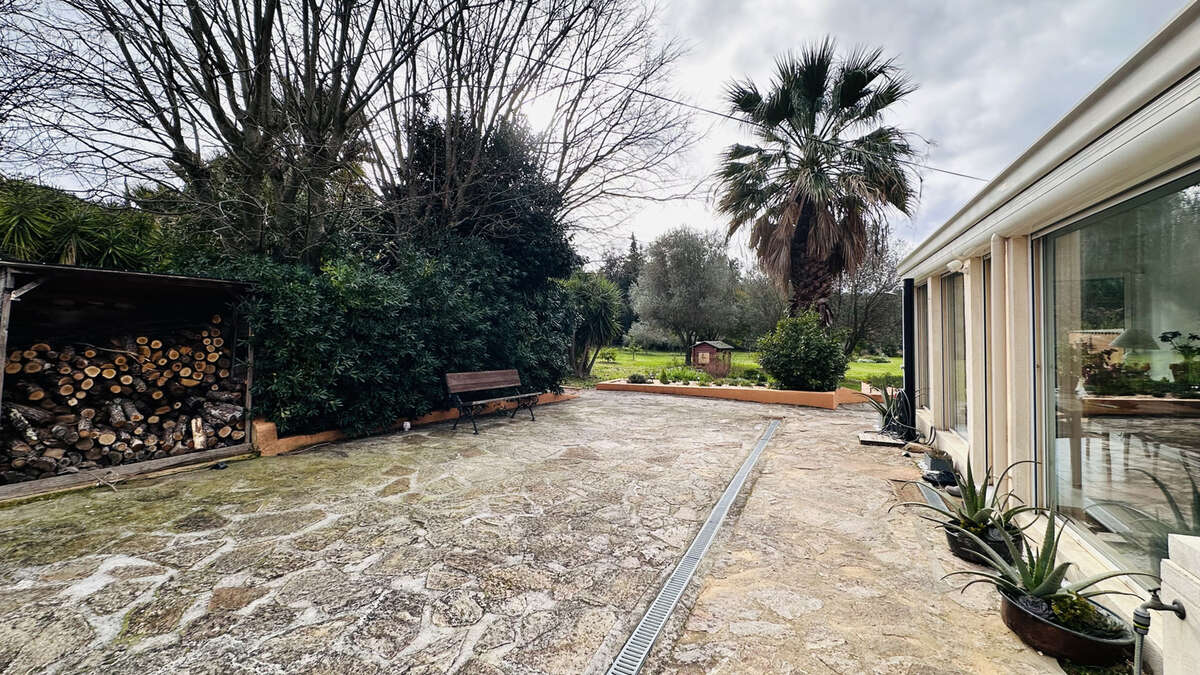 Maison à BORMES-LES-MIMOSAS