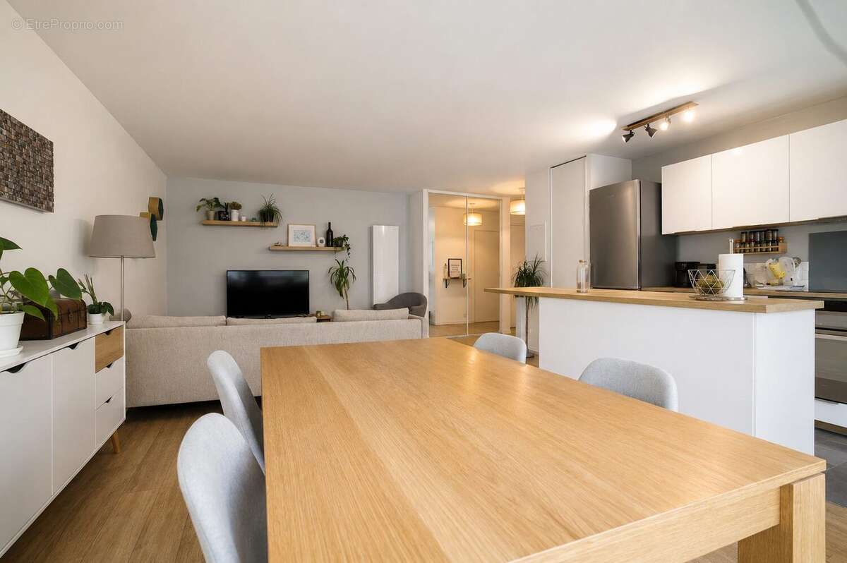 Appartement à NOGENT-SUR-MARNE