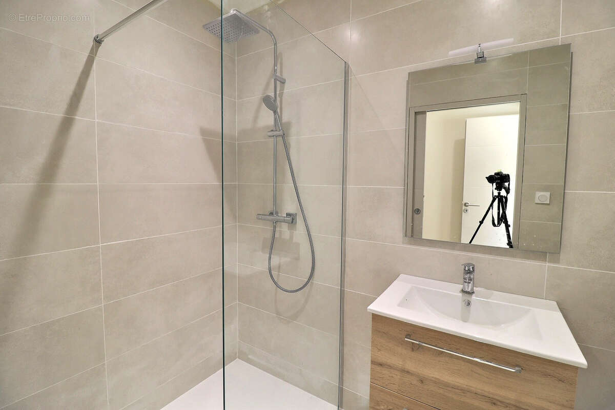 Maison à GALLARGUES-LE-MONTUEUX