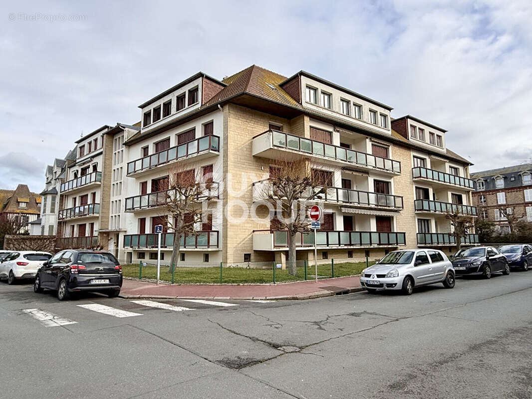Appartement à DEAUVILLE